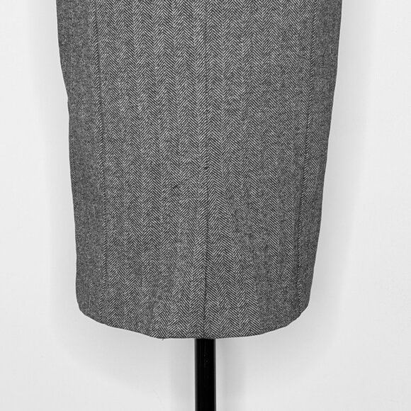 Ann Taylor Black and Grey Herringbone Pencil Skirt - Picture 4 of 7